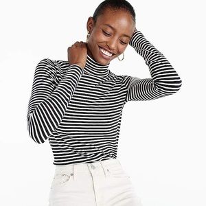 NWOT J. Crew Black and White Striped Lightweight Tissue Turtleneck Size Medium